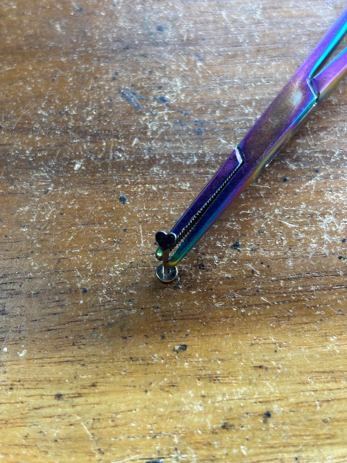 Black Heart 16 g 7/16 Labret